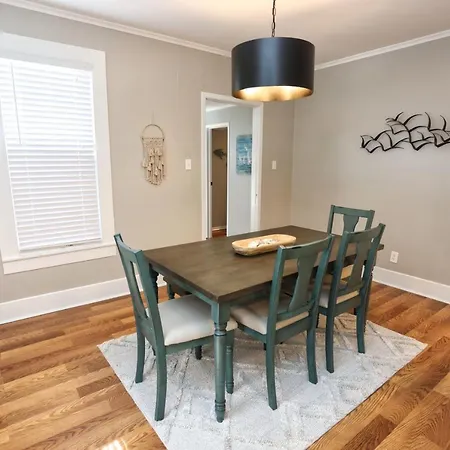 Heart Of Galveston Stylish Apt Near Attractions Exterior photo