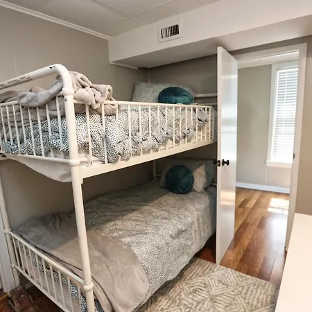 Heart Of Galveston Stylish Apt Near Attractions Exterior photo